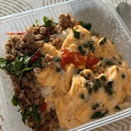 กะเพราตาแป๊ะ อโศก