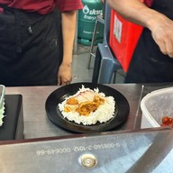 หมูแดงนายไซ ตลาดสดธนบุรี