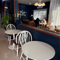 Roundberry Café -