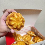 HAAB ขนมไข่สงขลา Esplanade Ratchada ชั้น B บริเวณหน้า Tops Market (Esplanade Ratchada, Level B)