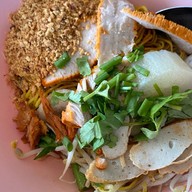 ร้านก๋วยเตี๋ยวป้าเพ็ญ