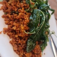 ครัวดอกไม้ขาว สาขาบำรุงเมือง