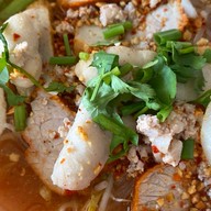 ร้านก๋วยเตี๋ยวป้าเพ็ญ