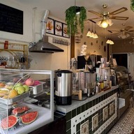 กงล้อ<ราดหน้า/คั่วไก่/สุกี้ สูตร60ปี> Ekkamai,Bangkok