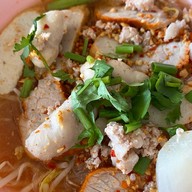 ร้านก๋วยเตี๋ยวป้าเพ็ญ