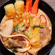 หม่าล่าหม้อไฟ  เเสมดํา