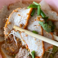 ร้านก๋วยเตี๋ยวป้าเพ็ญ