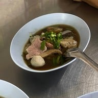 เมนูของร้าน ร้านเนื้อตุ๋นสวนสยาม