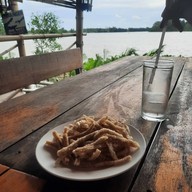 เมนูของร้าน ครัวปลาเถื่อน ศุขประยูร12