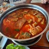 ชายหาดแก่งกระจาน