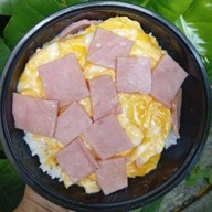 ข้าวไข่ข้น ไข่เจียว ไข่ขยี้ by บ้านรักไข่ ถนนจันทน์