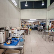 บรรยากาศ ข้าวหมูแดงสีมรกต เหม่งจ๋าย