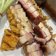 หมูแดงนายไซ (เตาปูน) บางซื่อ