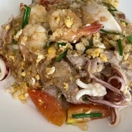 ครัวปลาทู (ทิดอ้วน) บางแสน