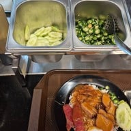 เมนูของร้าน หมูแดงนายไซ ตลาดสดธนบุรี