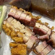หมูแดงนายไซ (เตาปูน) บางซื่อ