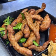 เล็กข้าวต้ม