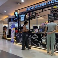 GUSS DAMN GOOD & COFFEE เซ็นทรัลเวิลด์ (Centralworld)
