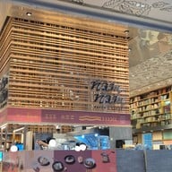 Ñam Ñam Pasta & Tapas เซ็นทรัลเอ็มบาสซี่