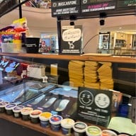 GUSS DAMN GOOD & COFFEE เซ็นทรัลเวิลด์ (Centralworld)