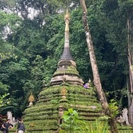 วัดผาลาด