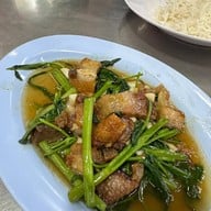 เล็กข้าวต้ม