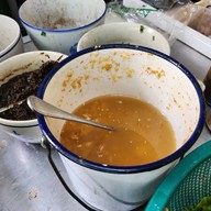 เปาะเปี๊ยะสดกงม่า & ก๋วยเตี๋ยวเป็ดเจ้าเก่า