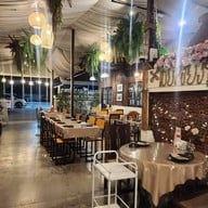 เขยเจียงใหม่ อาหารเหนือ สาขาสันติธรรม