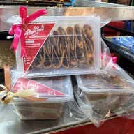 สรินทร์ทิพย์ ขนมเบื้องไทย ตลาดพลู ตลาดเดินเล่น