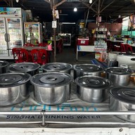 แม่ติ๋ม ข้าวแกงปักษ์ใต้ สงขลา