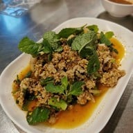นายแอร์ หมูจุ่ม บางบอน3