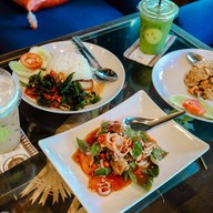 CC Cafe & Bistro Pranburi ปราณบุรี