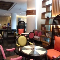 บรรยากาศ La Patisserie Century Park Hotel