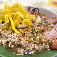 เมนูของร้าน ก๋วยเตี๋ยวต้มยำสุโขทัย กระเพรา(ประดิพัทธ์25) ประดิพัทธ์-สะพานควาย