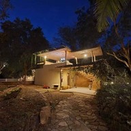 The Scenery Vintage Farm And Resort