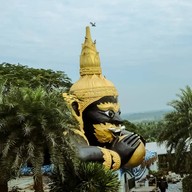 วัดเขาสูงแจ่มฟ้า