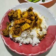 แม่ติ๋ม ข้าวแกงปักษ์ใต้ สงขลา