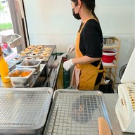 วน วน ขนมเบื้อง หน้า รพ.พัทยาปัทมคุณ