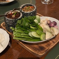 Chawee (ฉวี) เชียงใหม่