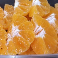 ผลไม้ปอกพร้อมทาน by ผอ.น้อย