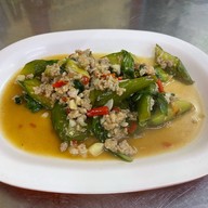 ร้านพาชวนชิม(ข้าวผัดสะตอ)