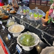 อิเจ้แจ่วฮ้อน แอนด์ ชาบู สยามเซ็นเตอร์