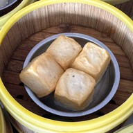 ครัวน้ำตาล By Tarn Restaurant