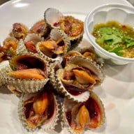 เมนูของร้าน เจ้ภาหอยแครงลวก&กุ้งอบวุ้นเส้น เจ๊ภา วงเวียนใหญ่