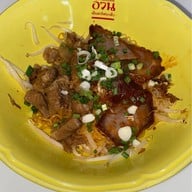 เมนูของร้าน ก๋วยเตี๋ยวนายอ้วนเย็นตาโฟบะเต็งเสาชิงช้า เสาชิงช้า