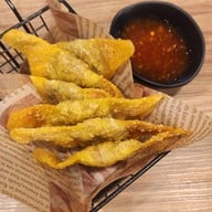 เมนูของร้าน ก๋วยเตี๋ยวเรืออัศวิน (สาขาบรรทัดทอง)