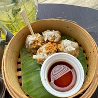 ร้านบะหมี่ก้วง สาขา2 ท่ารถ99