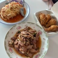 ส้มตำคุณหญิง