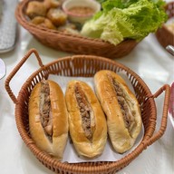 เมนูของร้าน Hisoviet ไฮโซเวียต ข้าวเปียกหน้าเทศบาล