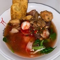 เมนูของร้าน ก๋วยเตี๋ยวนายอ้วนเย็นตาโฟบะเต็งเสาชิงช้า เสาชิงช้า